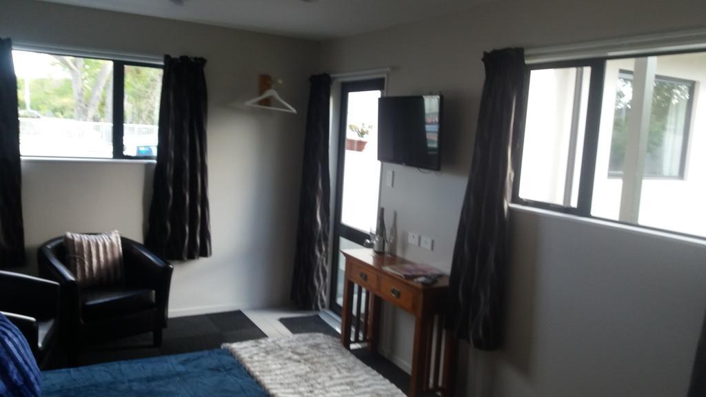 Stream View Apartment Крайстчърч Екстериор снимка