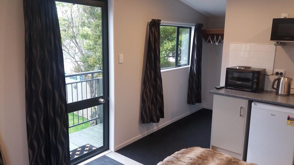 Stream View Apartment Крайстчърч Екстериор снимка
